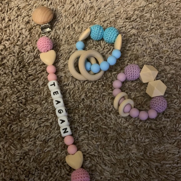 Baby Rattle, Teether, Pacifier Clip - Picture 4 of 8